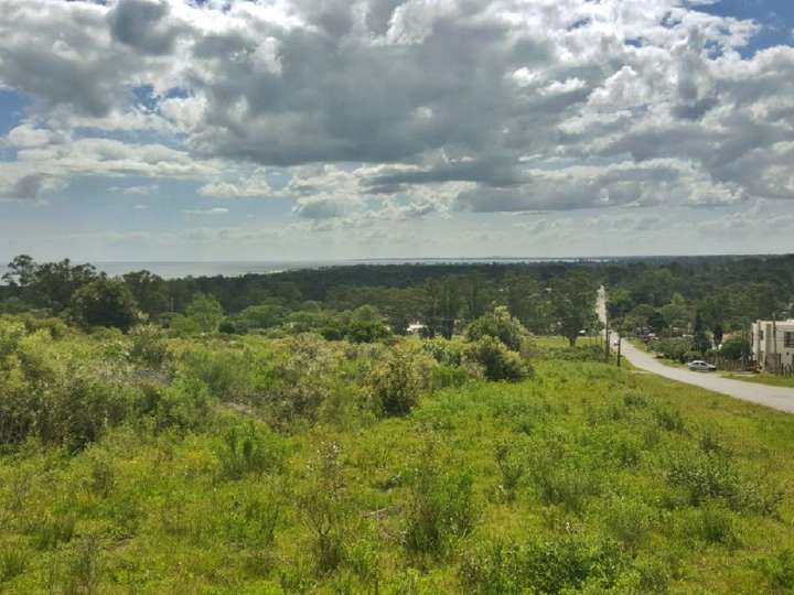 Terreno en venta en Caseros, Piriápolis