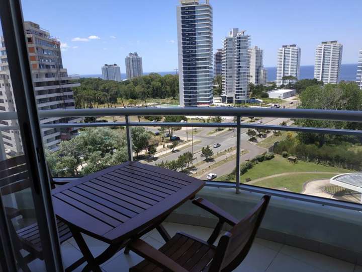 Apartamento en venta en Punta Del Este
