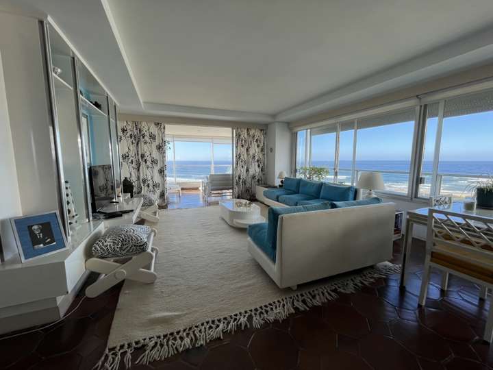 Apartamento en venta en Punta Del Este