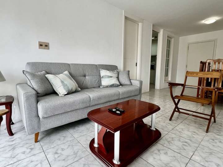 Apartamento en venta en La Galerna (Calle 21), Punta Del Este