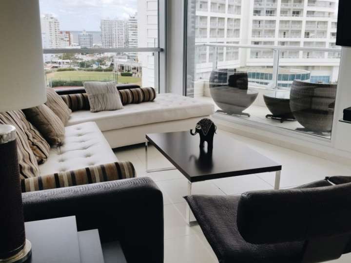 Apartamento en venta en Punta Del Este