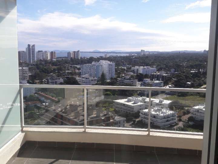 Apartamento en venta en Punta Del Este