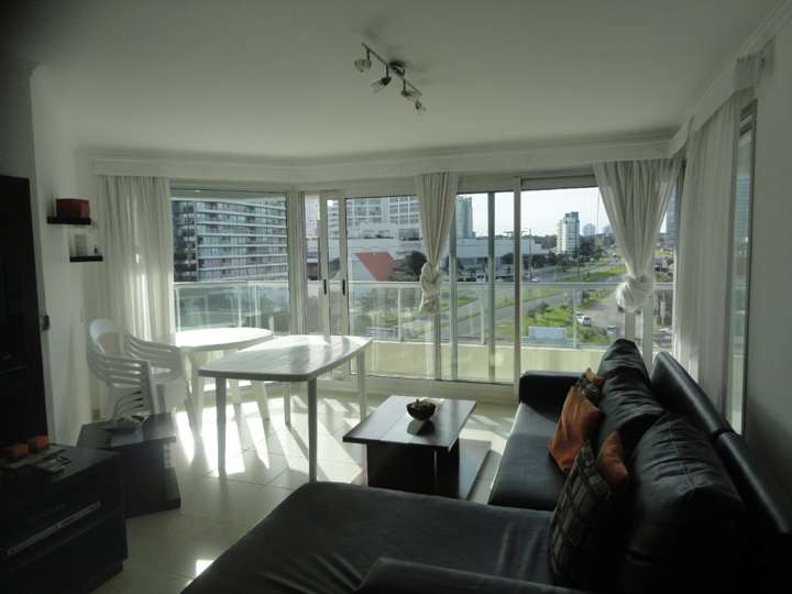 Apartamento en venta en Bulevar General José Gervasio Artigas, Punta Del Este