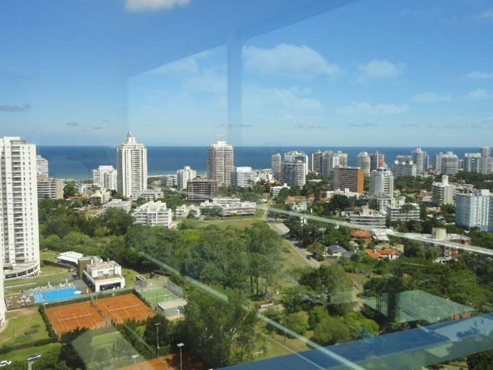 Apartamento en venta en Avenida Franklin Delano Roosevelt, Punta Del Este