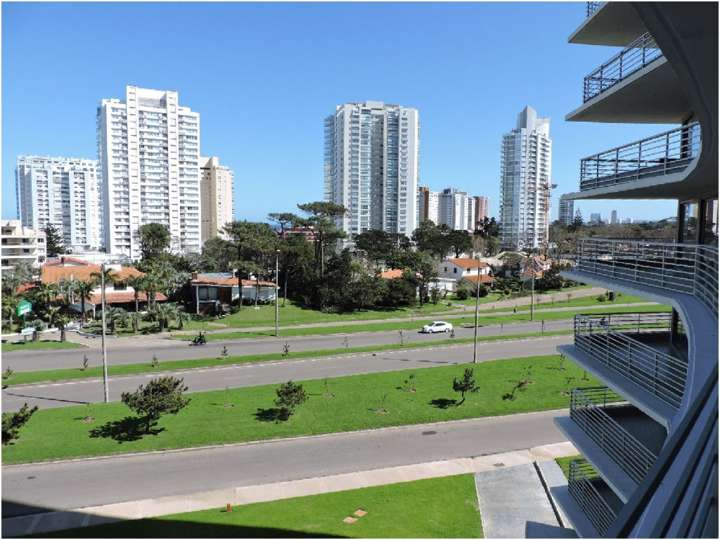 Apartamento en venta en Punta Del Este