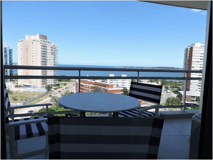 Apartamento en venta en Punta Del Este
