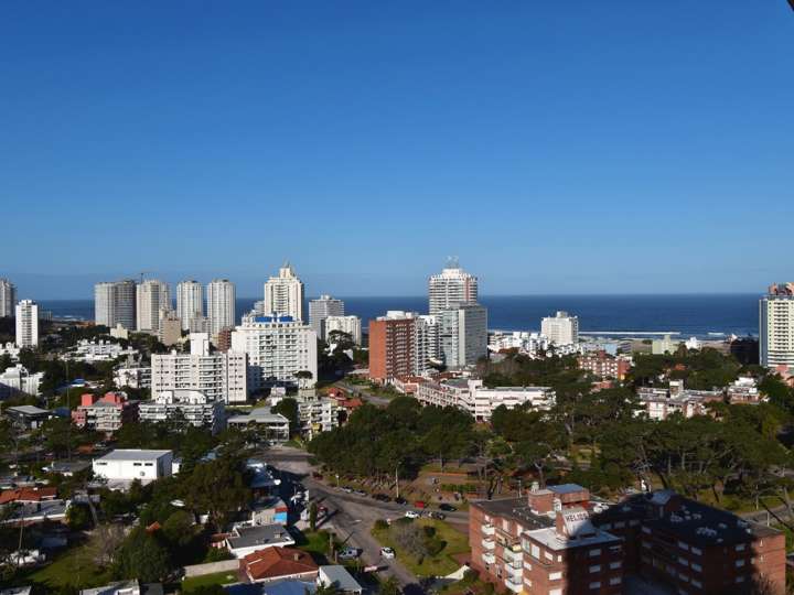 Apartamento en venta en Pernambuco, Punta Del Este