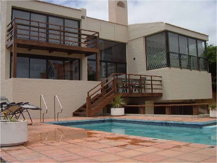 Casa en venta en Pinares, Maldonado