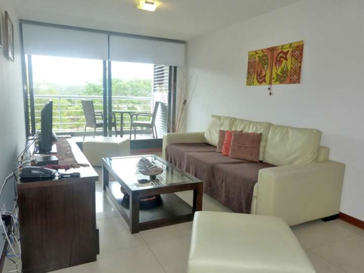 Apartamento en venta en Avenida del Mar, Punta Del Este