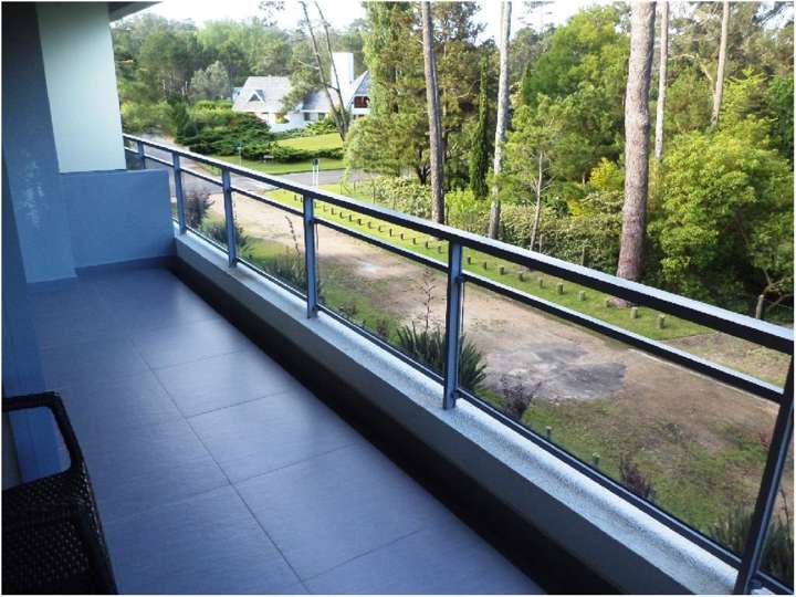 Apartamento en venta en De Las Rosas, San Rafael - El Placer