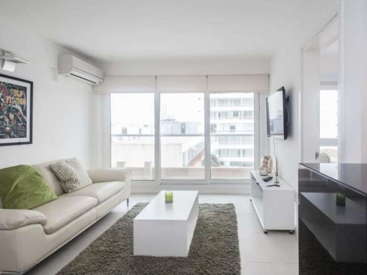 Apartamento en venta en Los Muergos (Calle 27), Punta Del Este