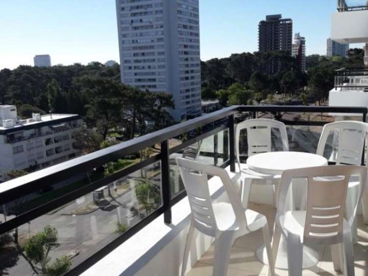 Apartamento en venta en Punta Del Este