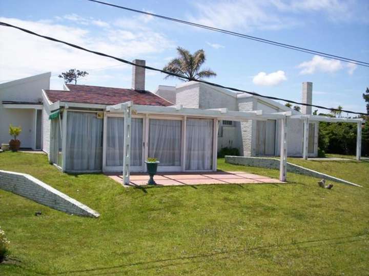 Casa en venta en Pinares, Maldonado