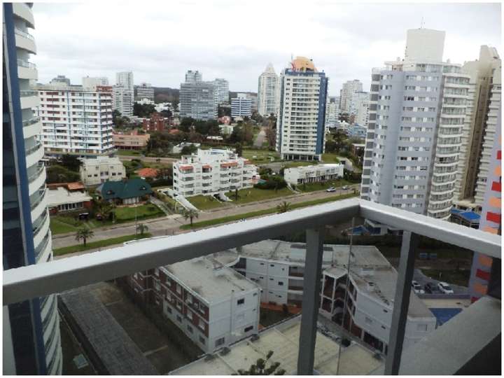 Apartamento en venta en Punta Del Este