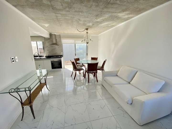 Apartamento en venta en Avenida General Leandro Gómez, Maldonado