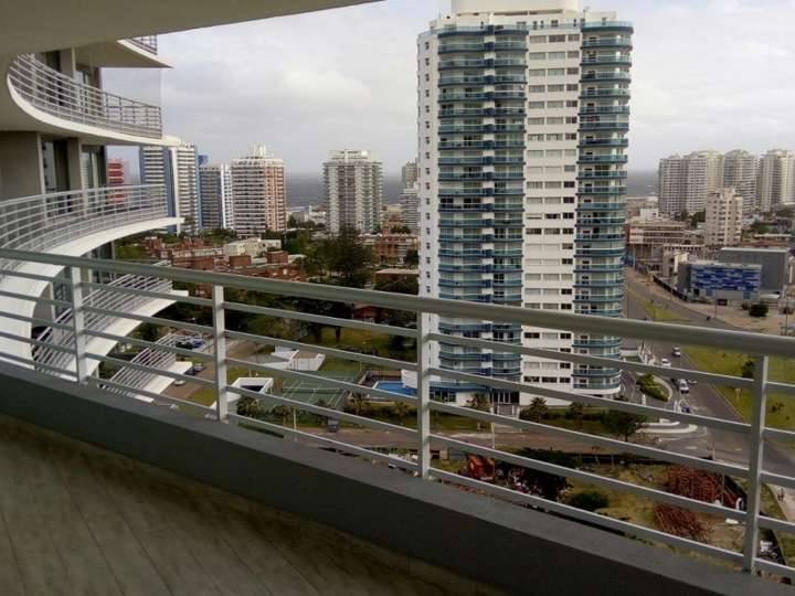 Apartamento en venta en Punta Del Este