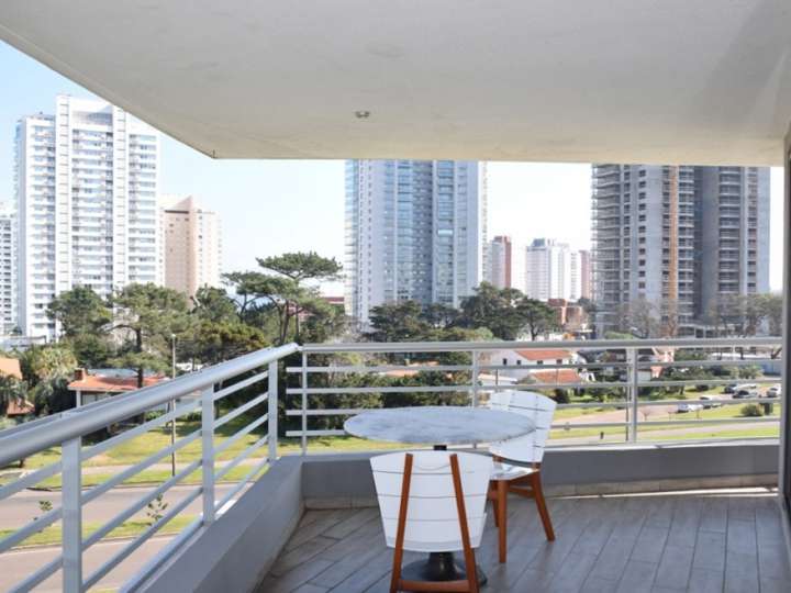 Apartamento en venta en Punta Del Este