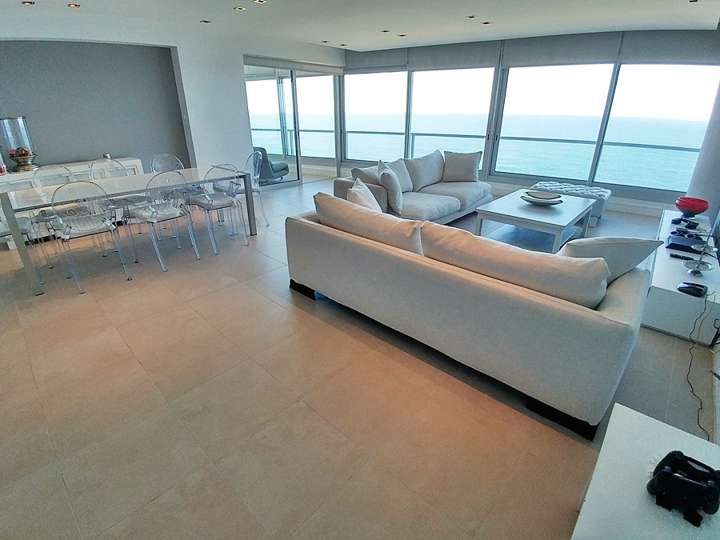 Apartamento en venta en Punta Del Este