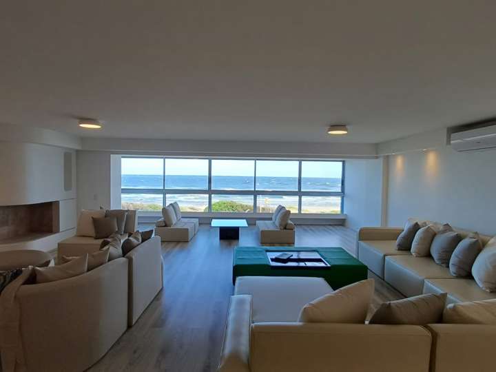Apartamento en venta en Punta Del Este