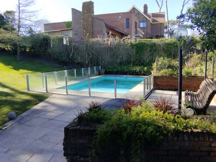 Casa en venta en Pinares, Maldonado