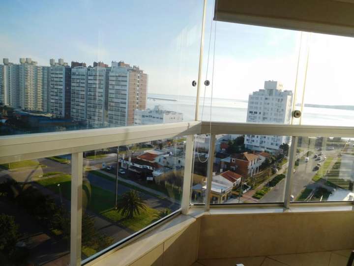 Apartamento en venta en Punta Del Este