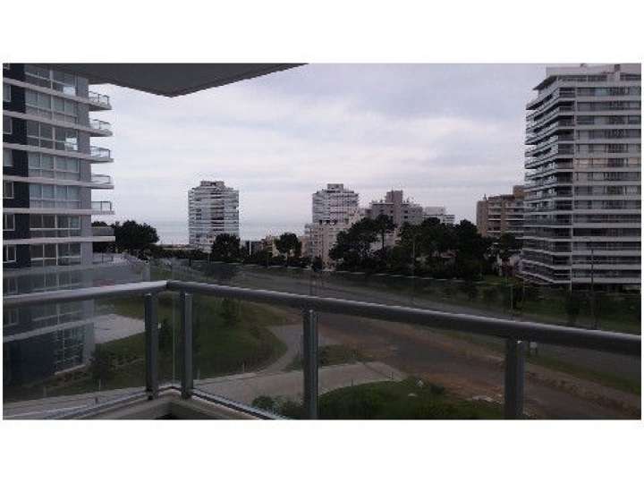 Apartamento en venta en Punta Del Este