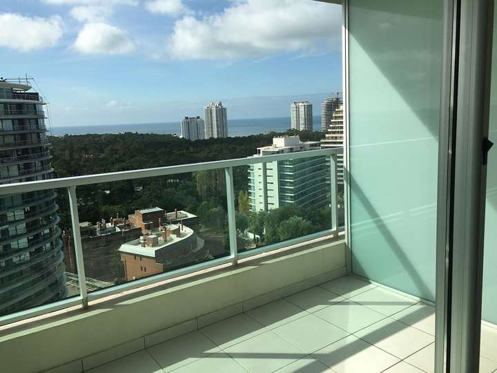 Apartamento en venta en Punta Del Este