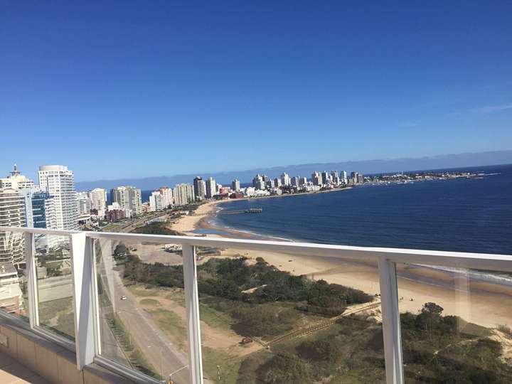 Apartamento en venta en Punta Del Este