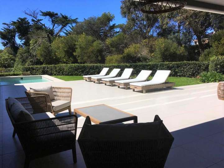 Apartamento en venta en Alfonsina Storni, Maldonado