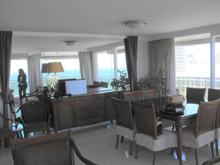 Apartamento en venta en Punta Del Este