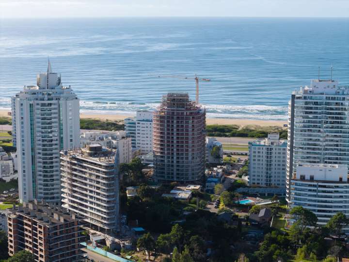 Apartamento en venta en Raíz Salvaje, Punta Del Este