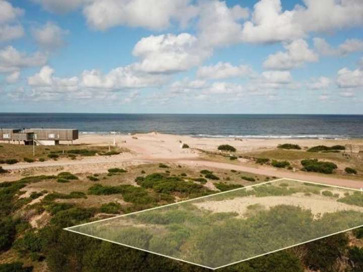 Terreno en venta en Avenida El Espolon, Maldonado