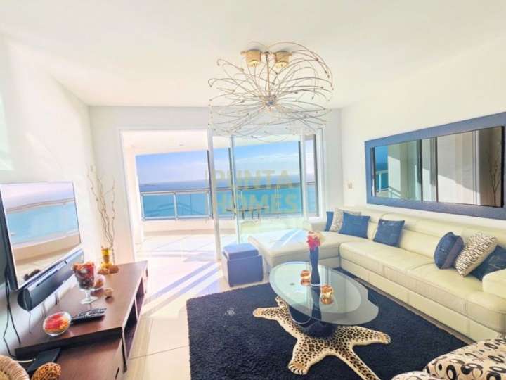 Apartamento en alquiler en Punta Del Este