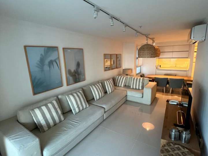 Apartamento en alquiler en Punta Del Este