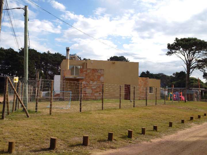 Casa en alquiler en Punta Del Este