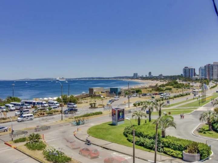Apartamento en venta en Punta Del Este