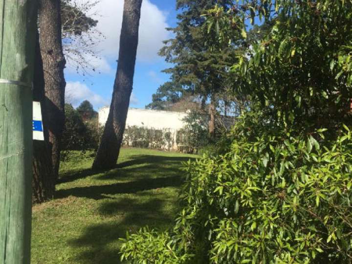 Terreno en venta en Punta Del Este