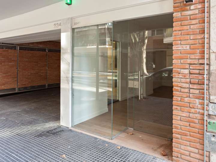 Comercial / Tienda en venta en 3 de Febrero, 1200, Ciudad Autónoma de Buenos Aires