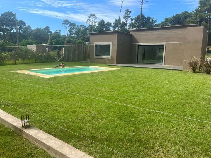 Casa en venta en Pinares, Maldonado