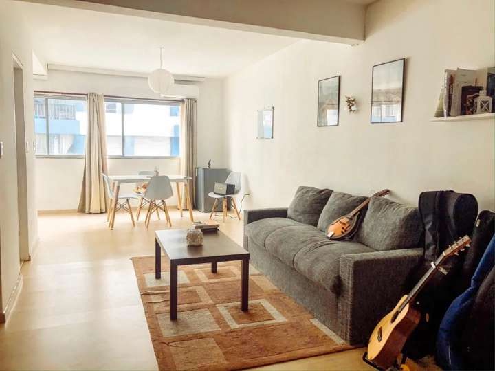 Apartamento en venta en Avenida 18 de Julio, Montevideo