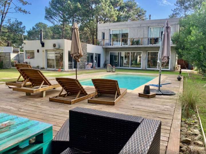 Casa en venta en Ajax, La Barra