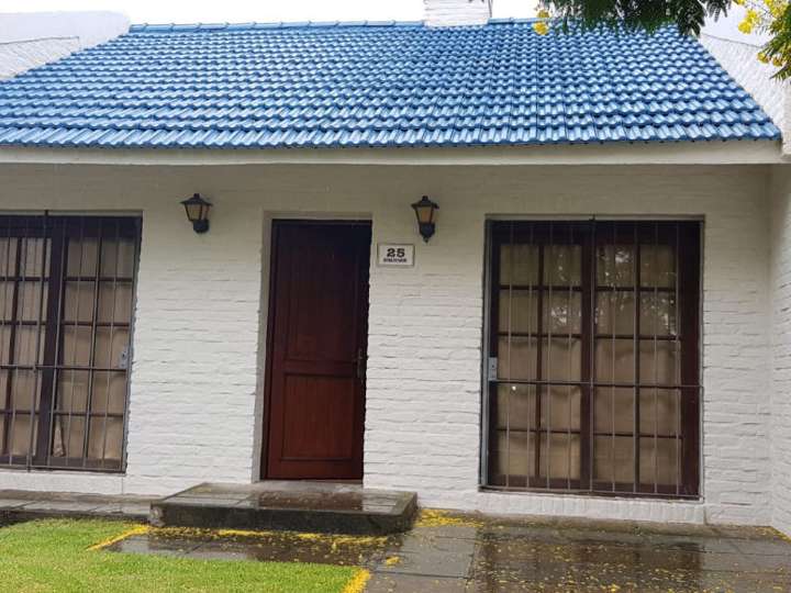 Casa en venta en Elías Regules, Colonia