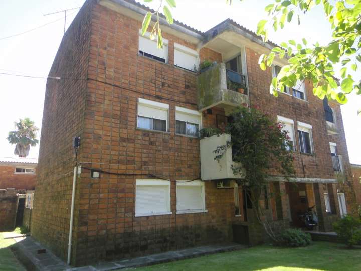 Casa en venta en Pedro Blanes Viale, Colonia