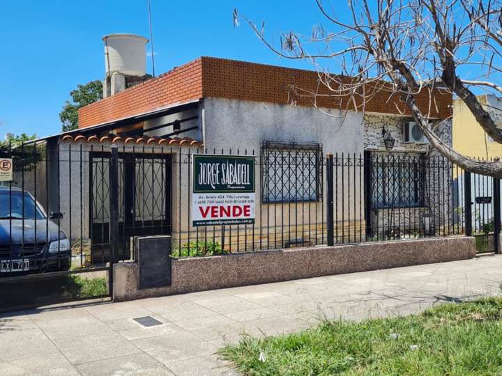 Casa en venta en Bermúdez, 2816, Villa Luzuriaga