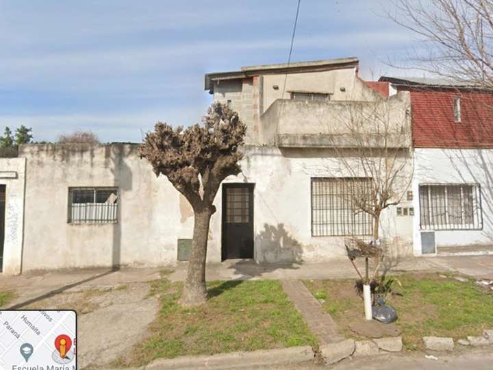 Casa en venta en Buchardo, 4494, Villa Luzuriaga