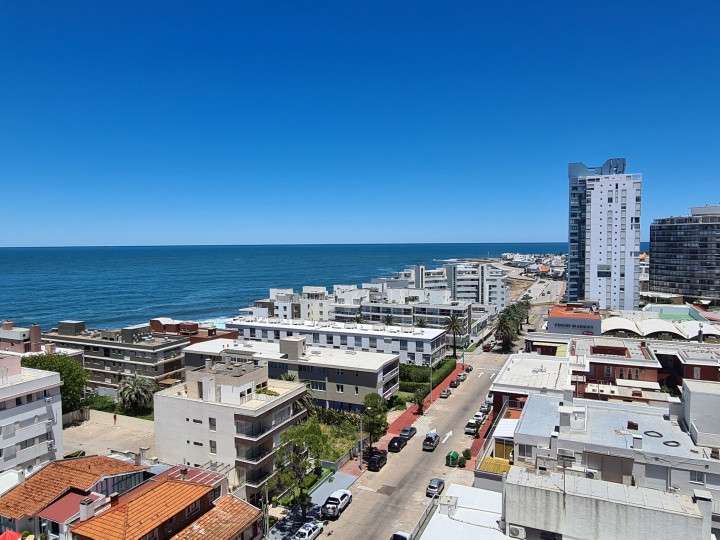 Apartamento en venta en Los Arrecifes (Calle 25), Punta Del Este