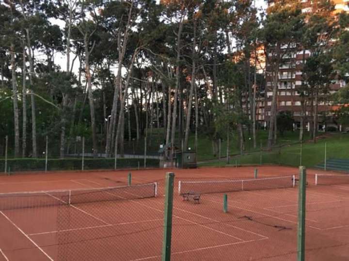 Apartamento en venta en Punta Del Este