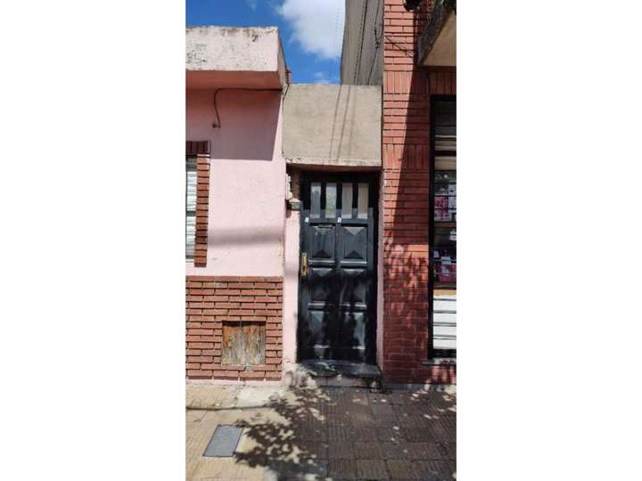 Edificio en venta en Larrea, 3427, Lomas del Mirador