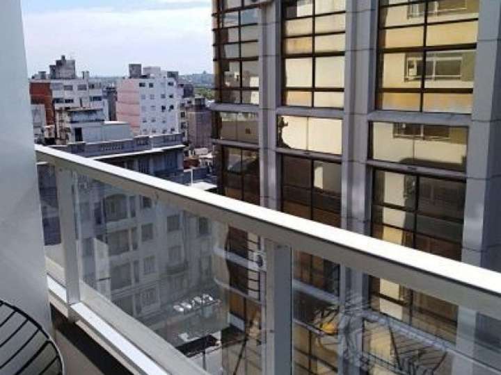 Apartamento en venta en Avenida 18 de Julio, Montevideo