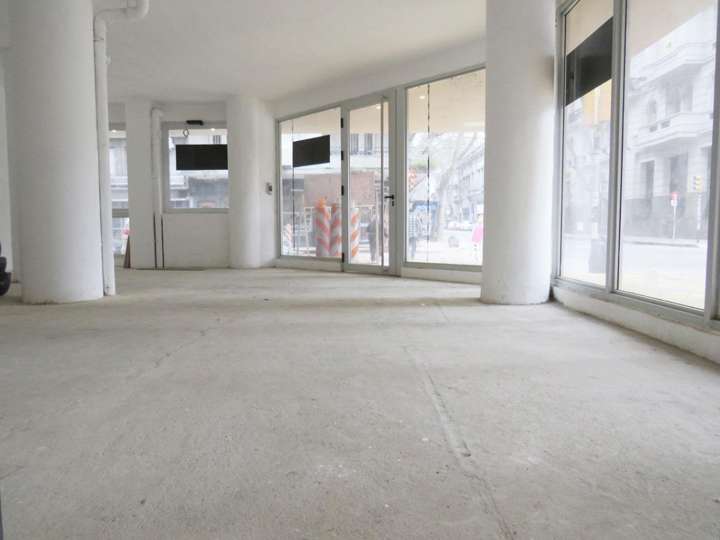 Comercial / Tienda en venta en San José, Montevideo